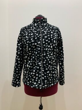Women’s Black & White Patterned Fleece Jacket - Zip Front